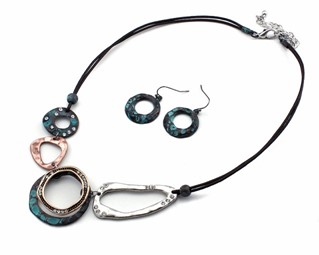 Patina Necklace w/ Earrings